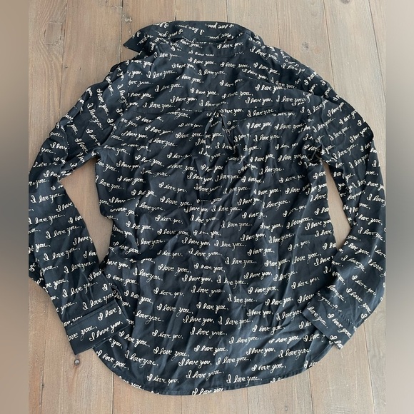 L’Agence Holly printed I love you blouse NWT - Picture 6 of 7
